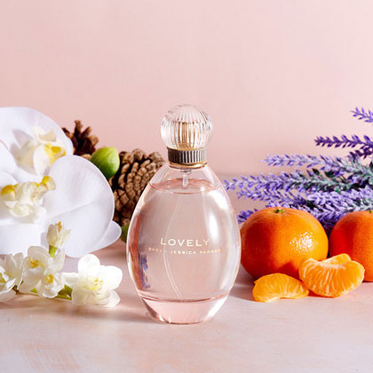 Lovely Eau de Parfum Spray