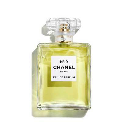 N°19 Eau de Parfum Spray
